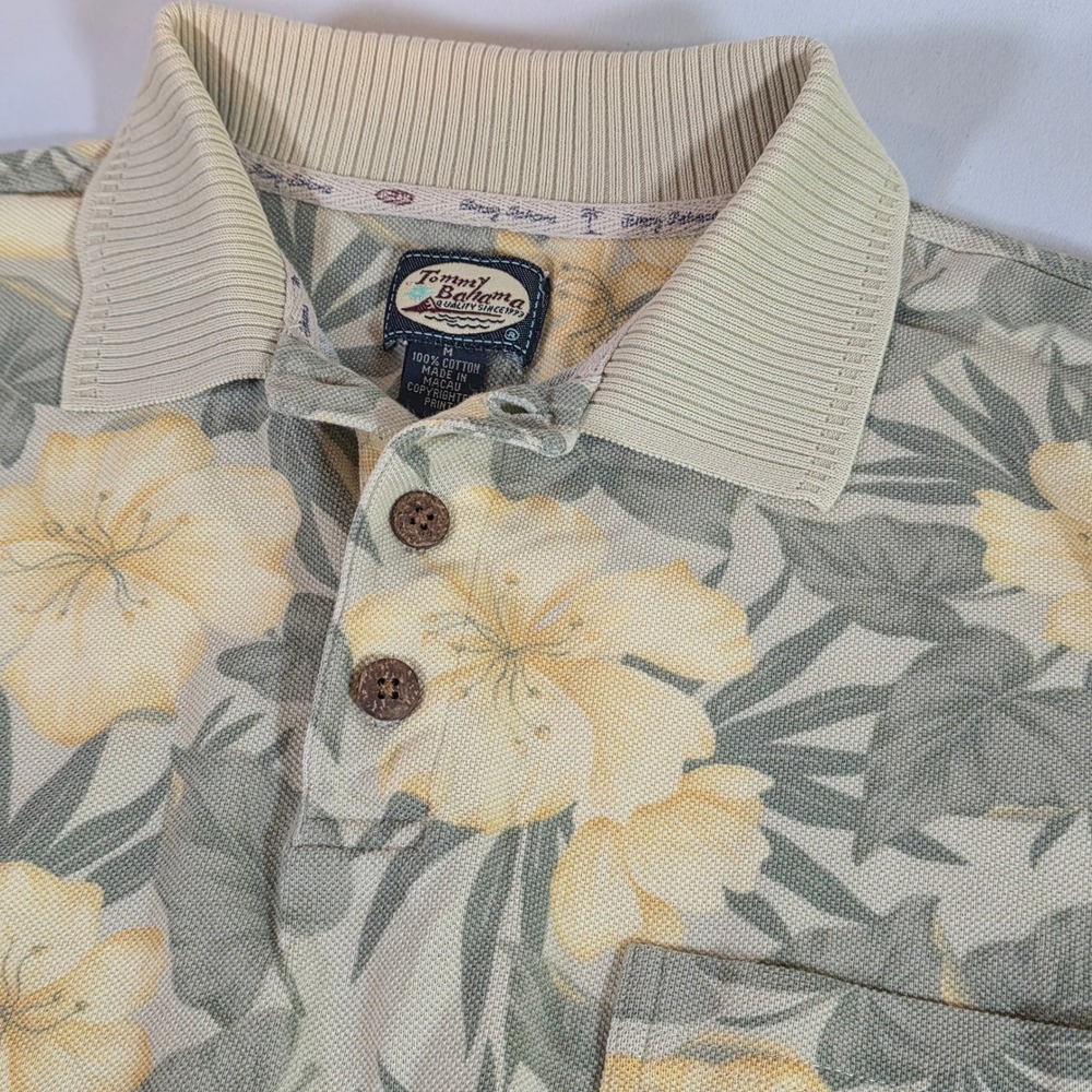 Vtg TOMMY BAHAMA Floral‎ Hibiscus Yellow Green Polo Shirt Mens M Short Sleeve